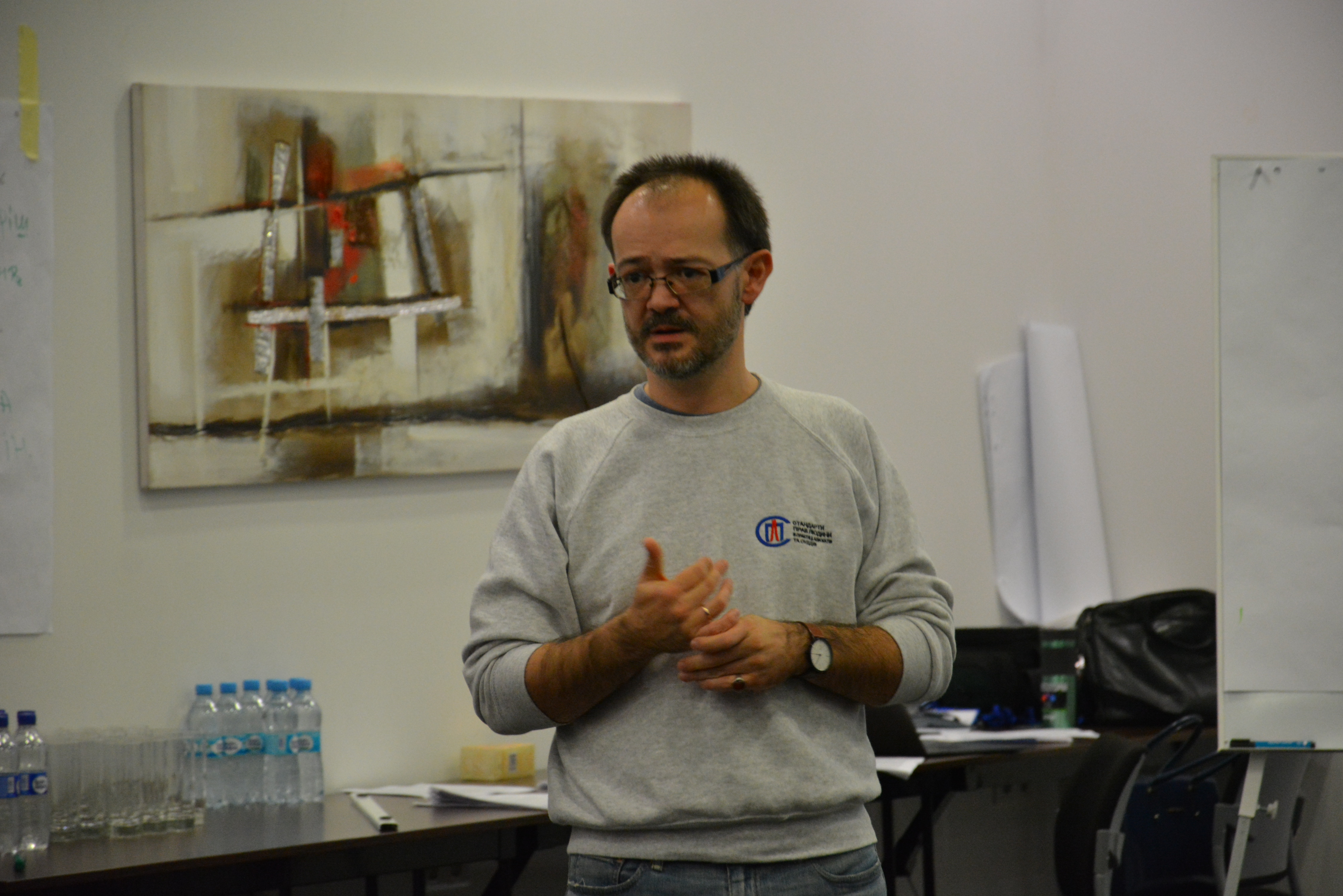 «Права людини, як вечеря, – віддай ворогові», – експерт з міжнародного права Максим Тимофєєв