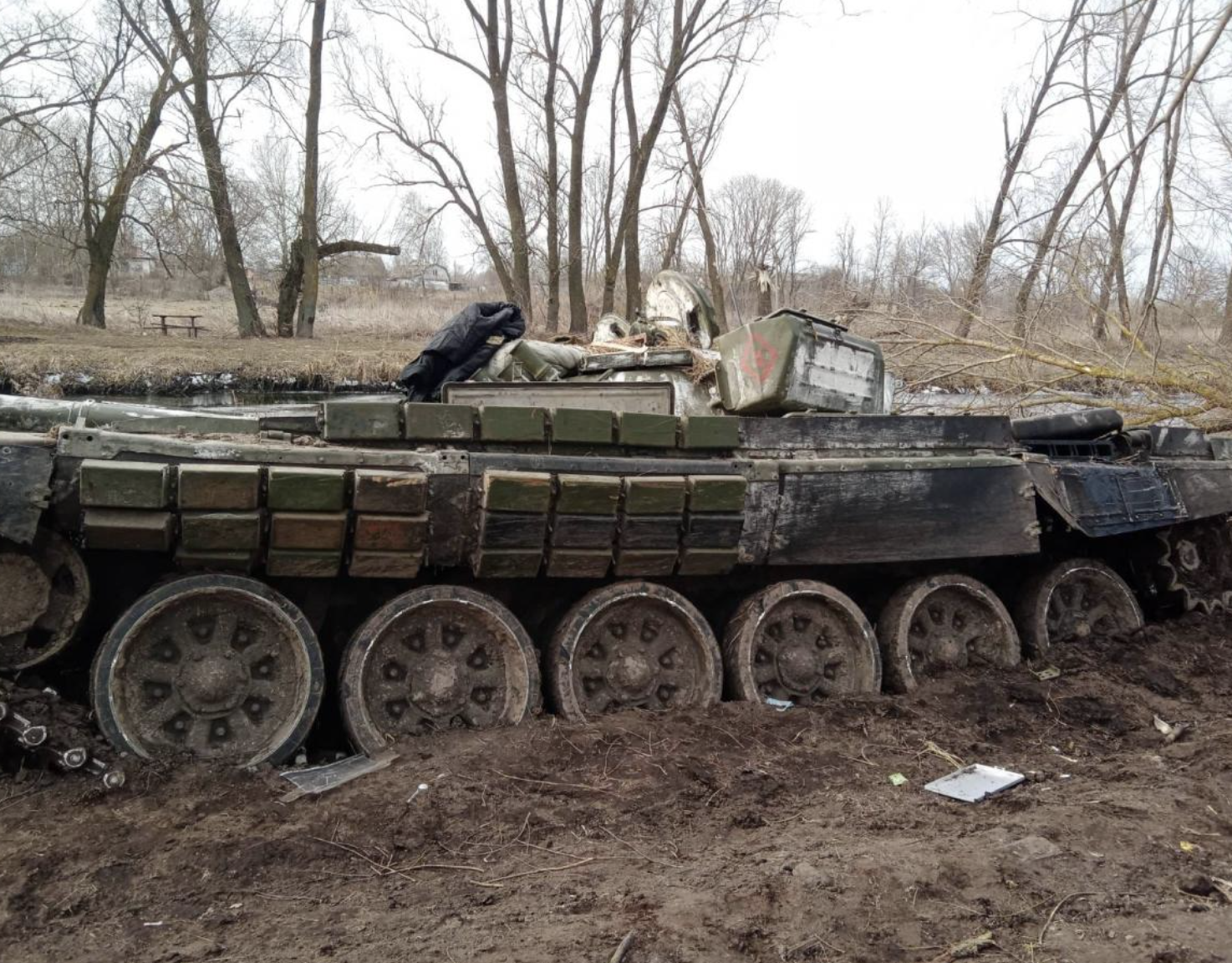Російська техніка на Чернігівщині, весна 2022 року. Фото: соцмережі ОК «Північ»